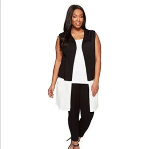 Black & White Knit sleeveless vest.
